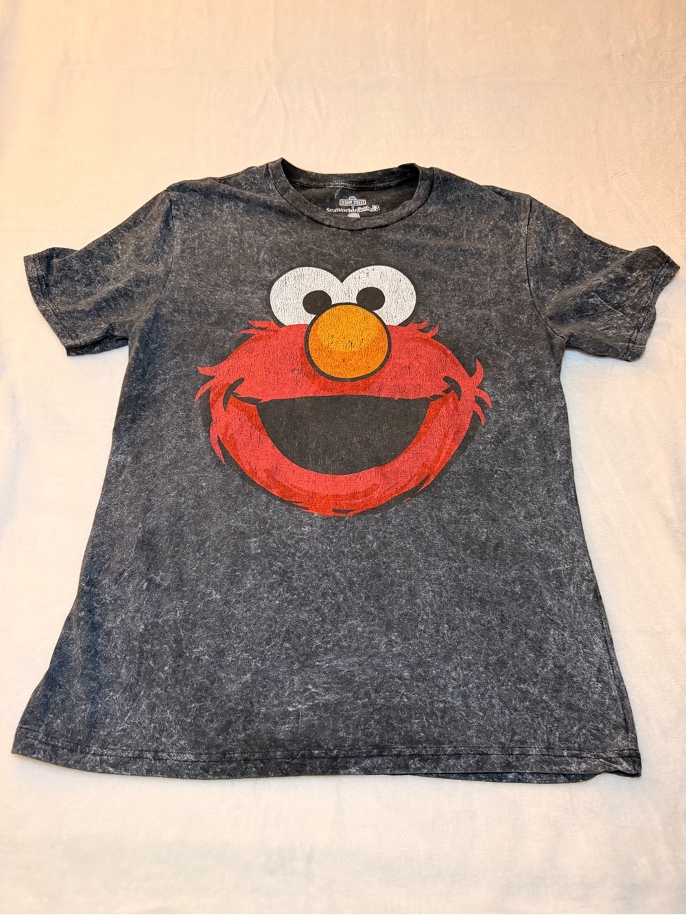 Elmo Graphic Men’s T-Shirt - Grey size: S